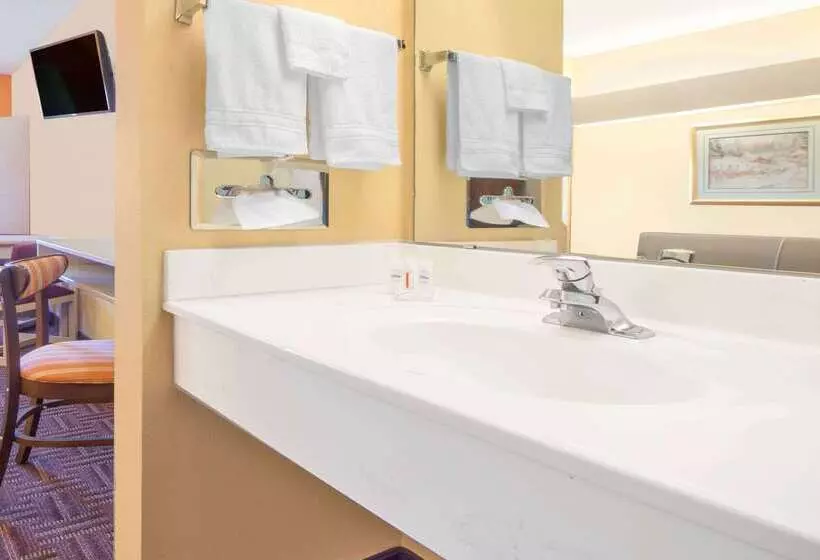 Microtel Inn & Suites By Wyndham Amarillo