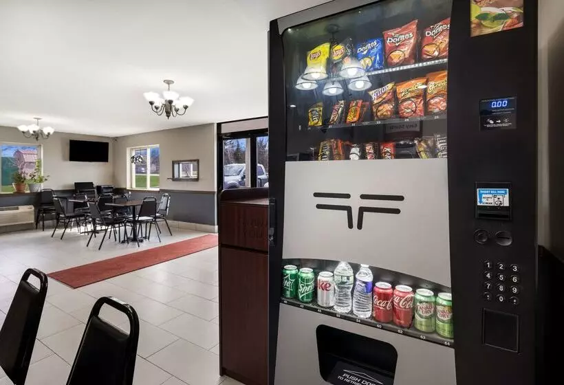 Motel Econo Lodge Inn & Suites