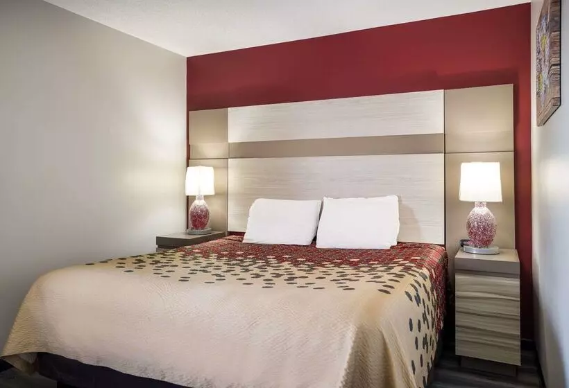 Motel Econo Lodge Inn & Suites