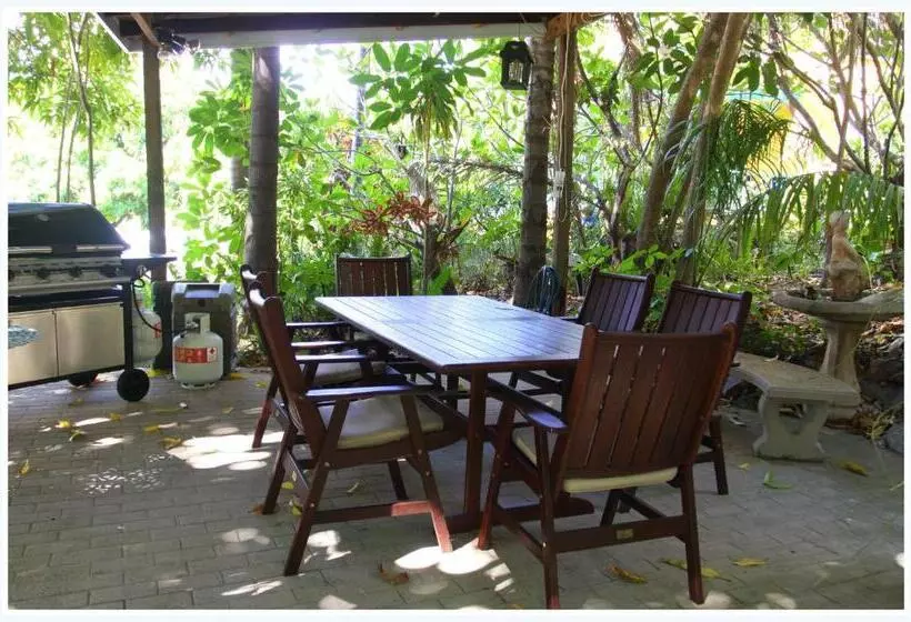 Coral Lodge Bed And Breakfast Inn