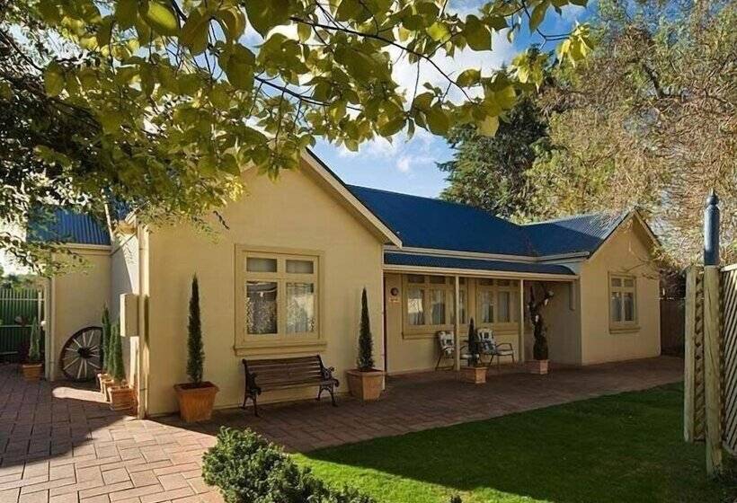 Hahndorf House B&b