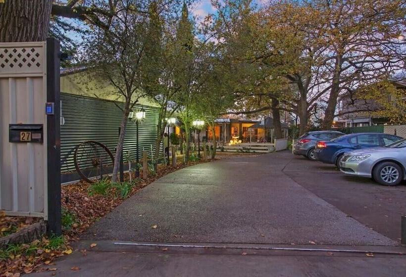 Hahndorf House B&b