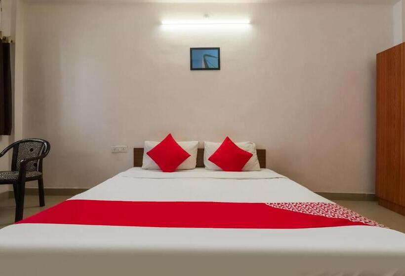 Super Hotel O Jankipuram Vikas Nagar