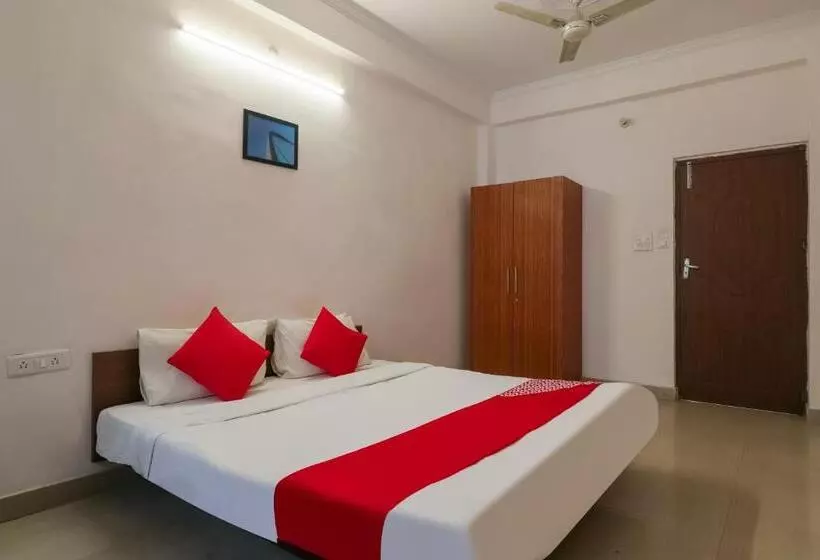 Super Hotel O Jankipuram Vikas Nagar