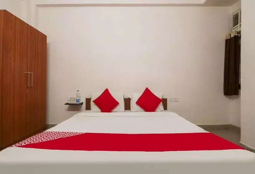 Super Hotel O Jankipuram Vikas Nagar