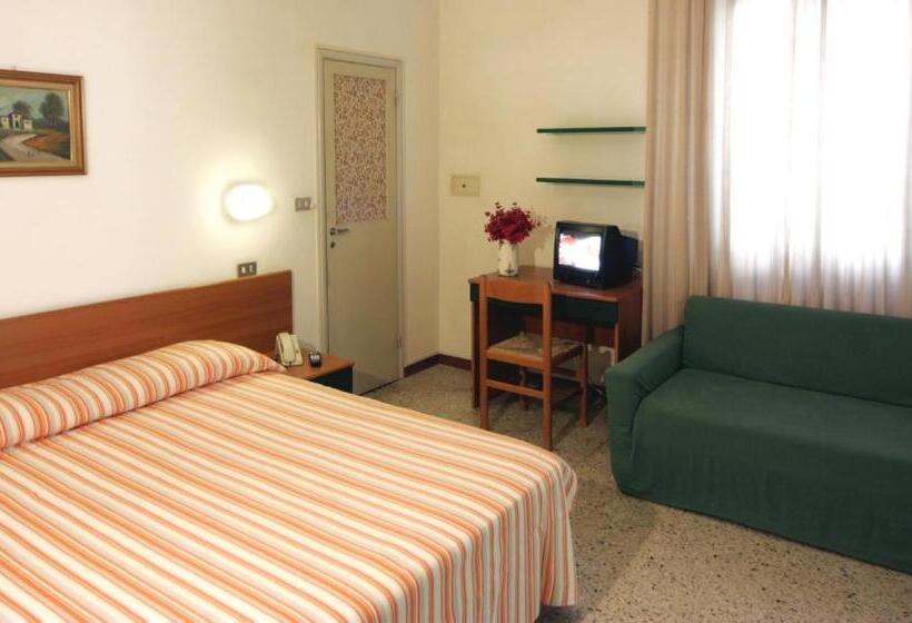 בית מלון כפרי Garni Picnic