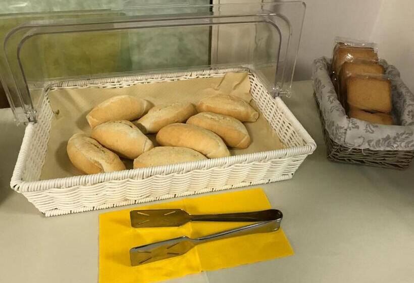 בית מלון כפרי Garni Picnic