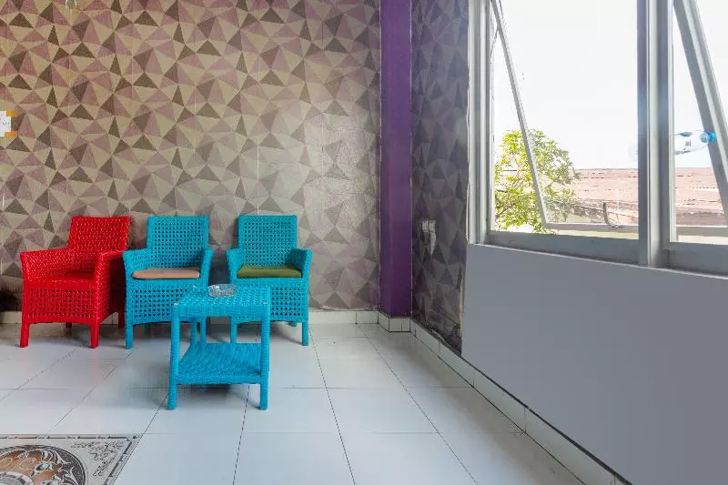 هتل Marimar Palangkaraya Redpartner