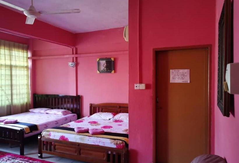 בית מלון כפרי Spot On 90049 Saba Inn