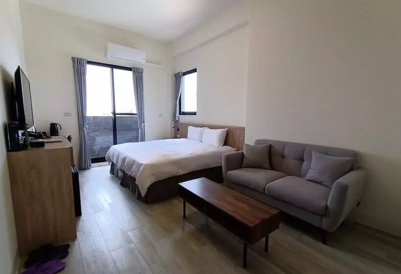 Meet Secret B&b