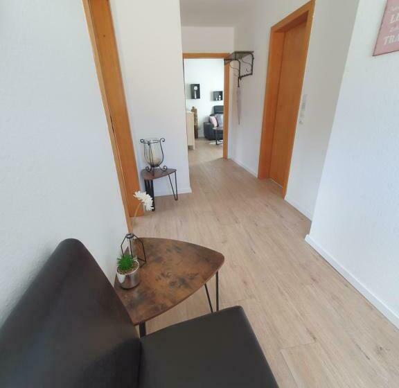 פנסיון Gästehaus Burgberg, Weinhaus Fries