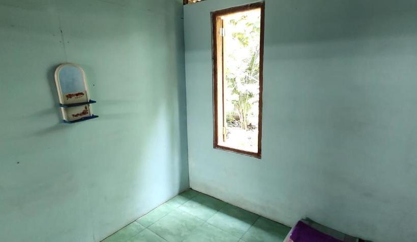 بنسيون Homestay Mbak Nur