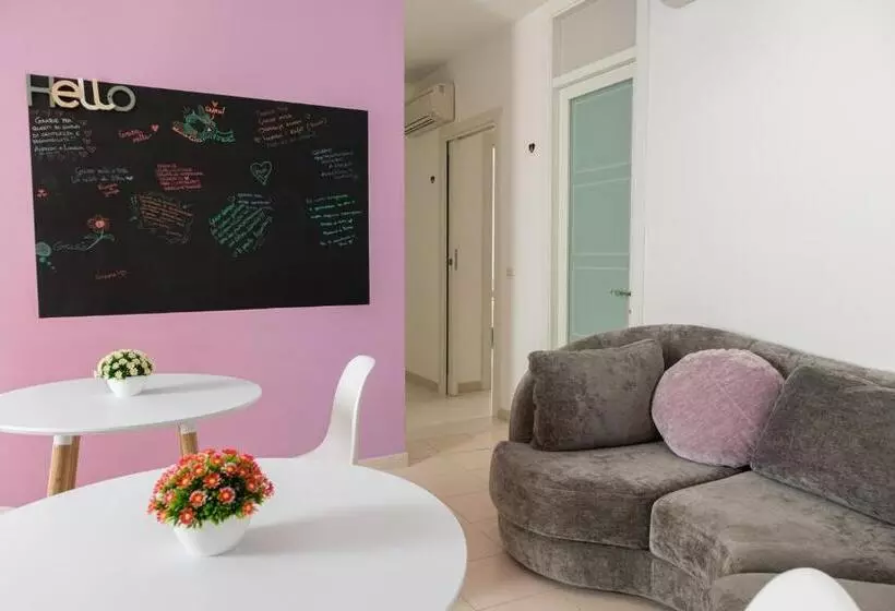 پانسیون Intra Rooms