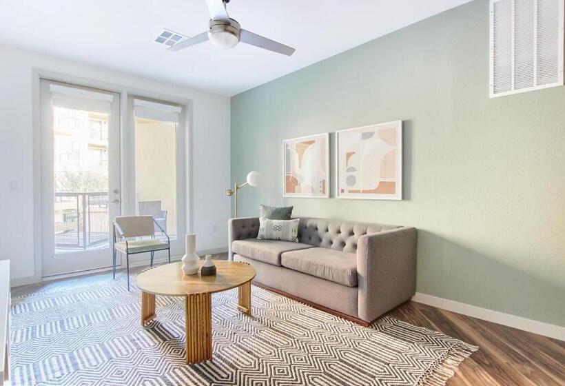 Sonder At Hance Park