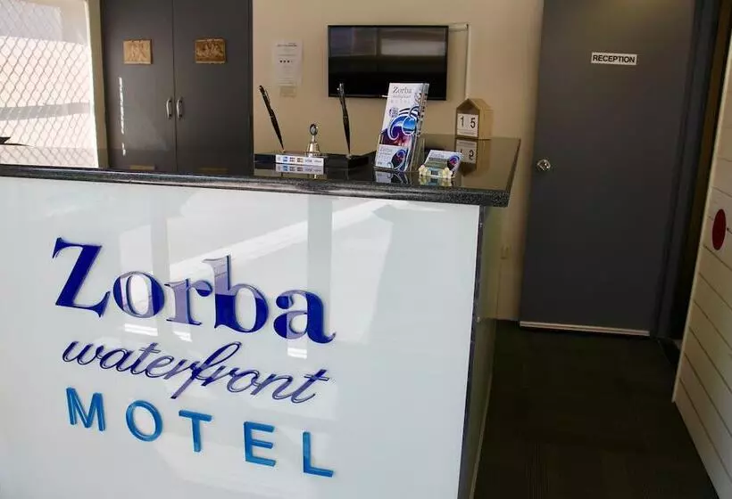 Zorba Waterfront Motel