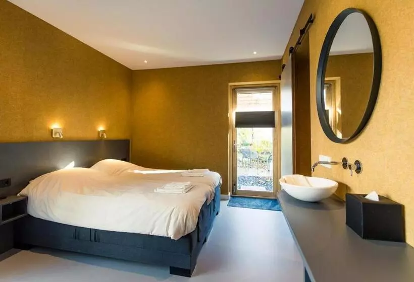 ホテル Breeze Ameland