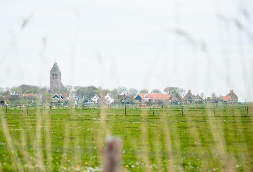 בית מלון כפרי Breeze Ameland