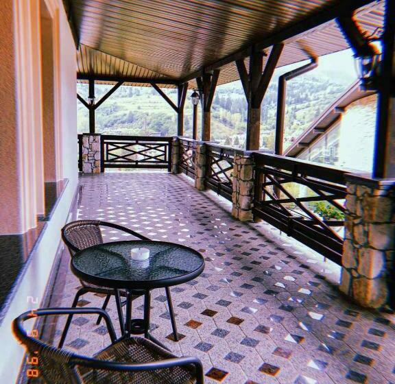 هتل Complex Dvir Kniazhoiy Korony