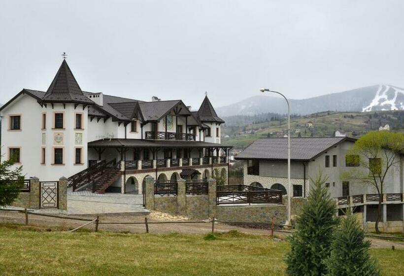 هتل Complex Dvir Kniazhoiy Korony