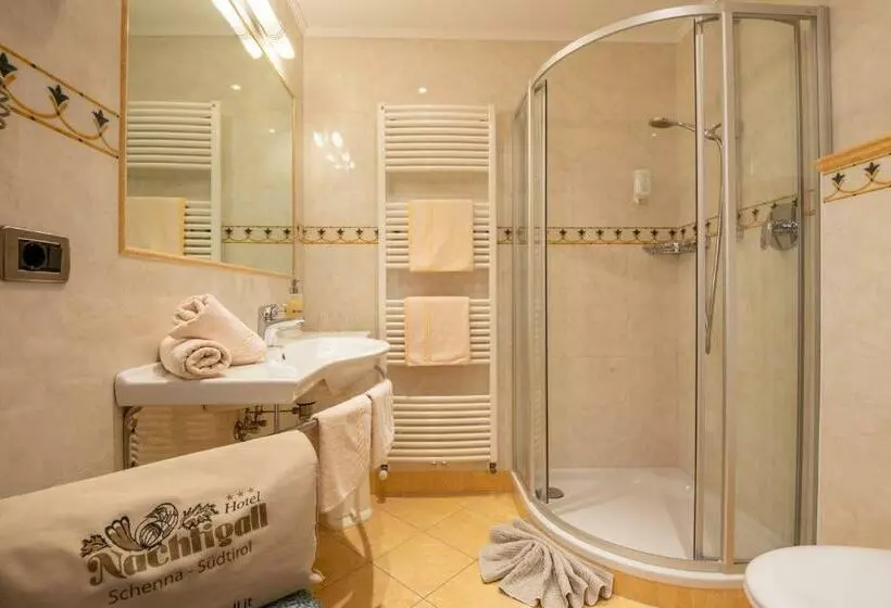 Hotelli Garni Nachtigall