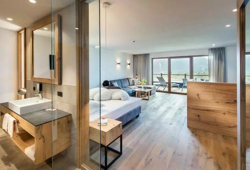 Hotelli Garni Nachtigall