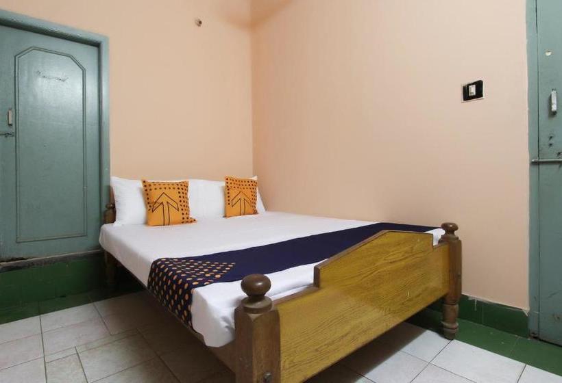 Hotel Spot On 67094 Sri Lakshmicomforts