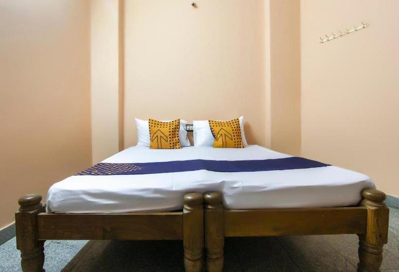 Hotel Spot On 67094 Sri Lakshmicomforts