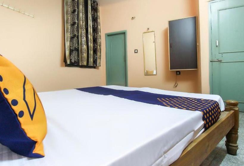 Hotel Spot On 67094 Sri Lakshmicomforts