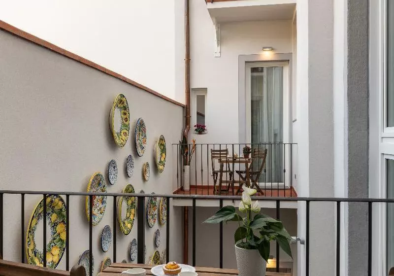 Kairos By Florence Art Apartments