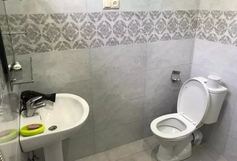 پانسیون Nika's Guest House