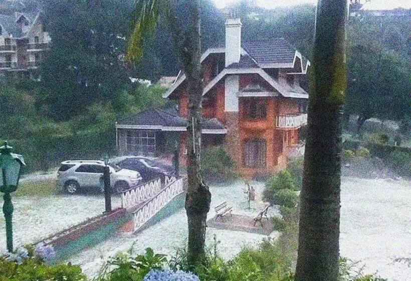 پانسیون Pousada Casa Dos Sonhos