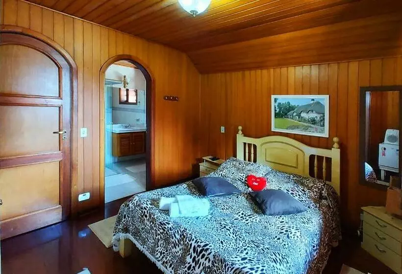 پانسیون Pousada Casa Dos Sonhos
