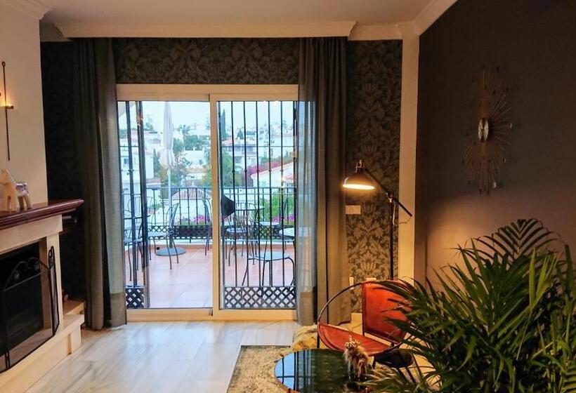 پانسیون Carmen Rooms Boutique B&b By The Sea