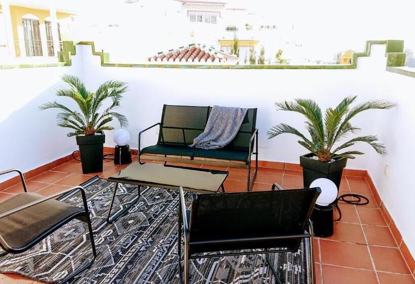 پانسیون Carmen Rooms Boutique B&b By The Sea