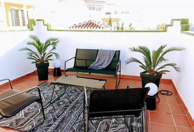 Majatalo Carmen Rooms    Boutique B&b By The Sea