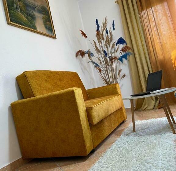 The Hood   Shkodra Backpackers Hostel