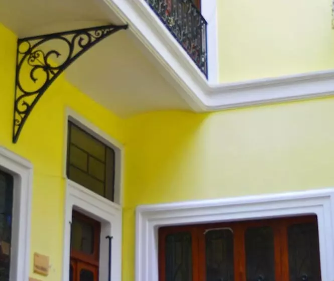 Casa María Hostal   Hostel