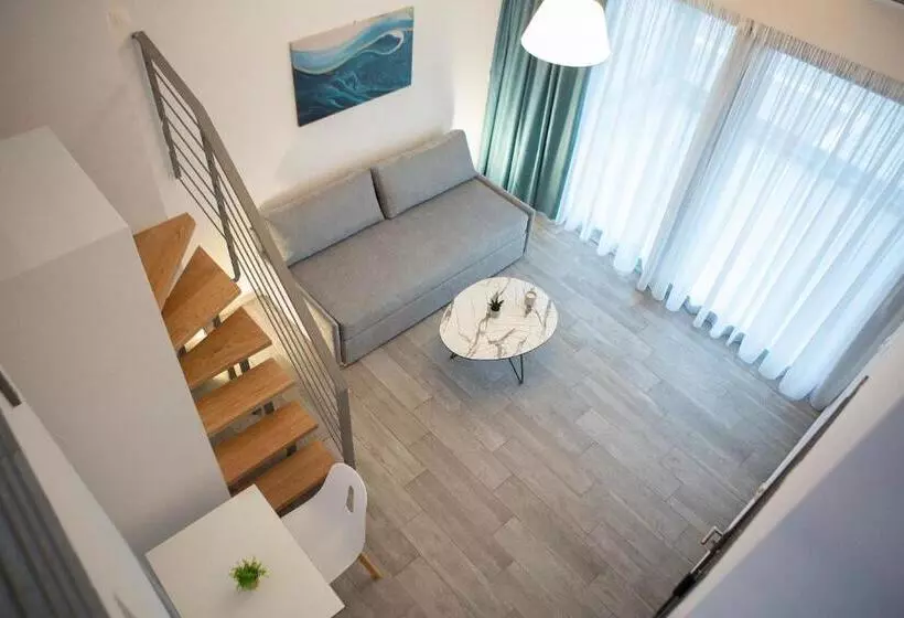 هتل Kn Ionian Suites