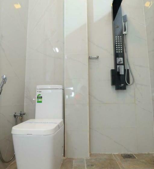 膳宿费 Blooming Holiday Resort