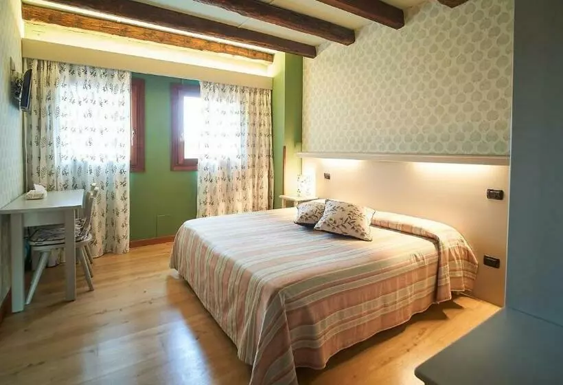 Aamiaismajoitus (B&B) Agriturismo Roccat