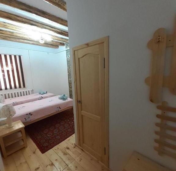 مبيت وإفطار Khiva Abdulla Guest House
