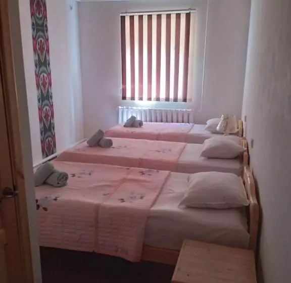 ベッドアンドブレックファースト Khiva Abdulla Guest House