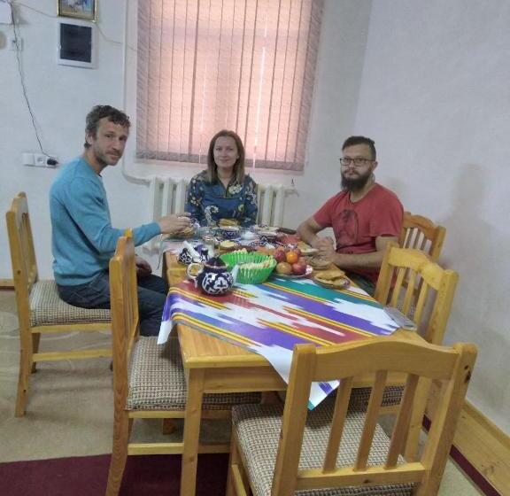 مبيت وإفطار Khiva Abdulla Guest House