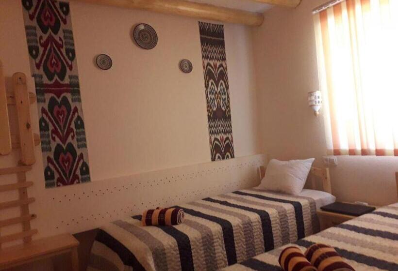 مبيت وإفطار Khiva Abdulla Guest House