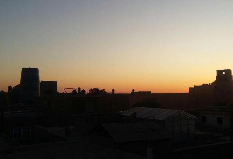 مبيت وإفطار Khiva Abdulla Guest House