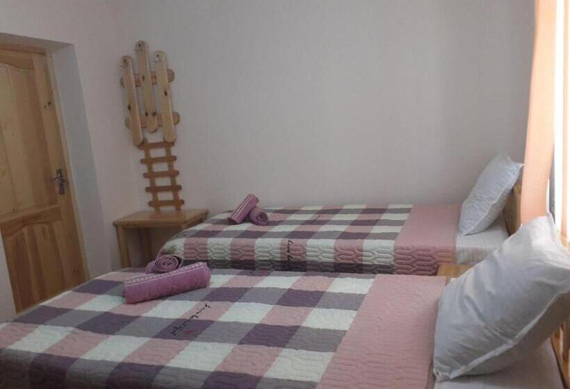 مبيت وإفطار Khiva Abdulla Guest House