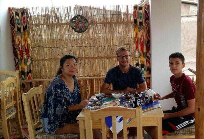 مبيت وإفطار Khiva Abdulla Guest House