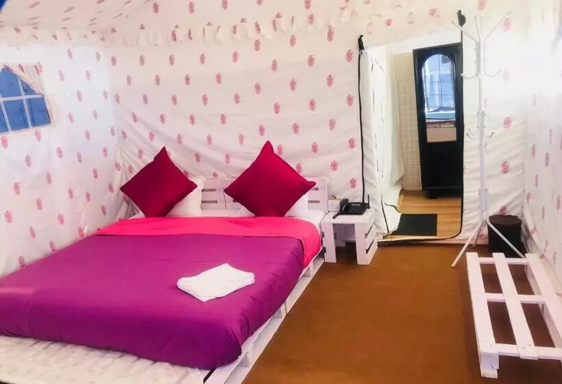 Hotelli Snowdrop Eco Resort