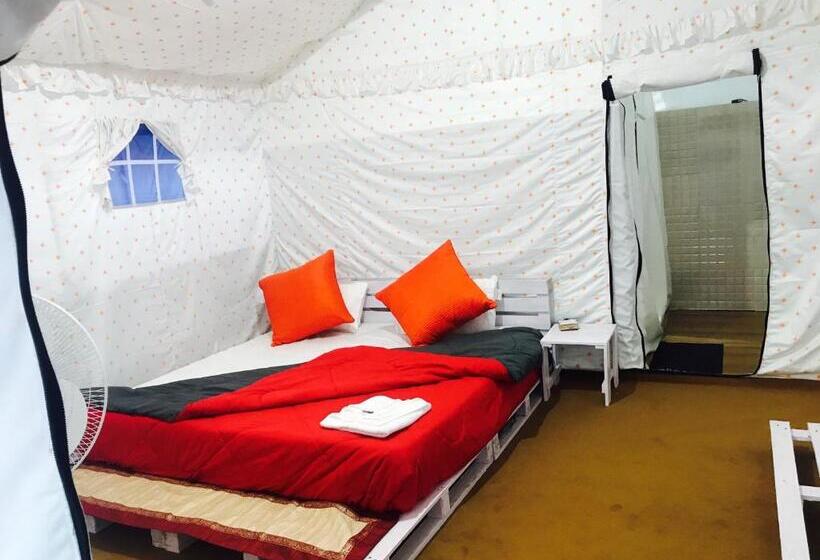 בית מלון כפרי Snowdrop Eco Resort