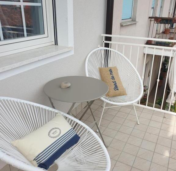 פנסיון Laura E Christian   Rooms